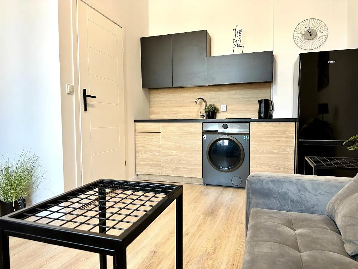 Apartmán Studio Gdansk Oliwa Station 0*,